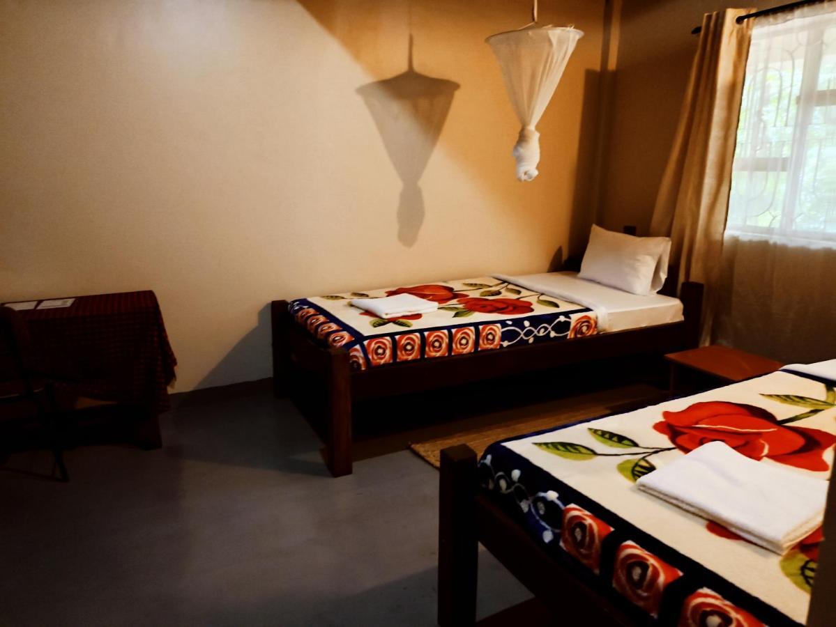 Shamba Hostel Usa River Экстерьер фото