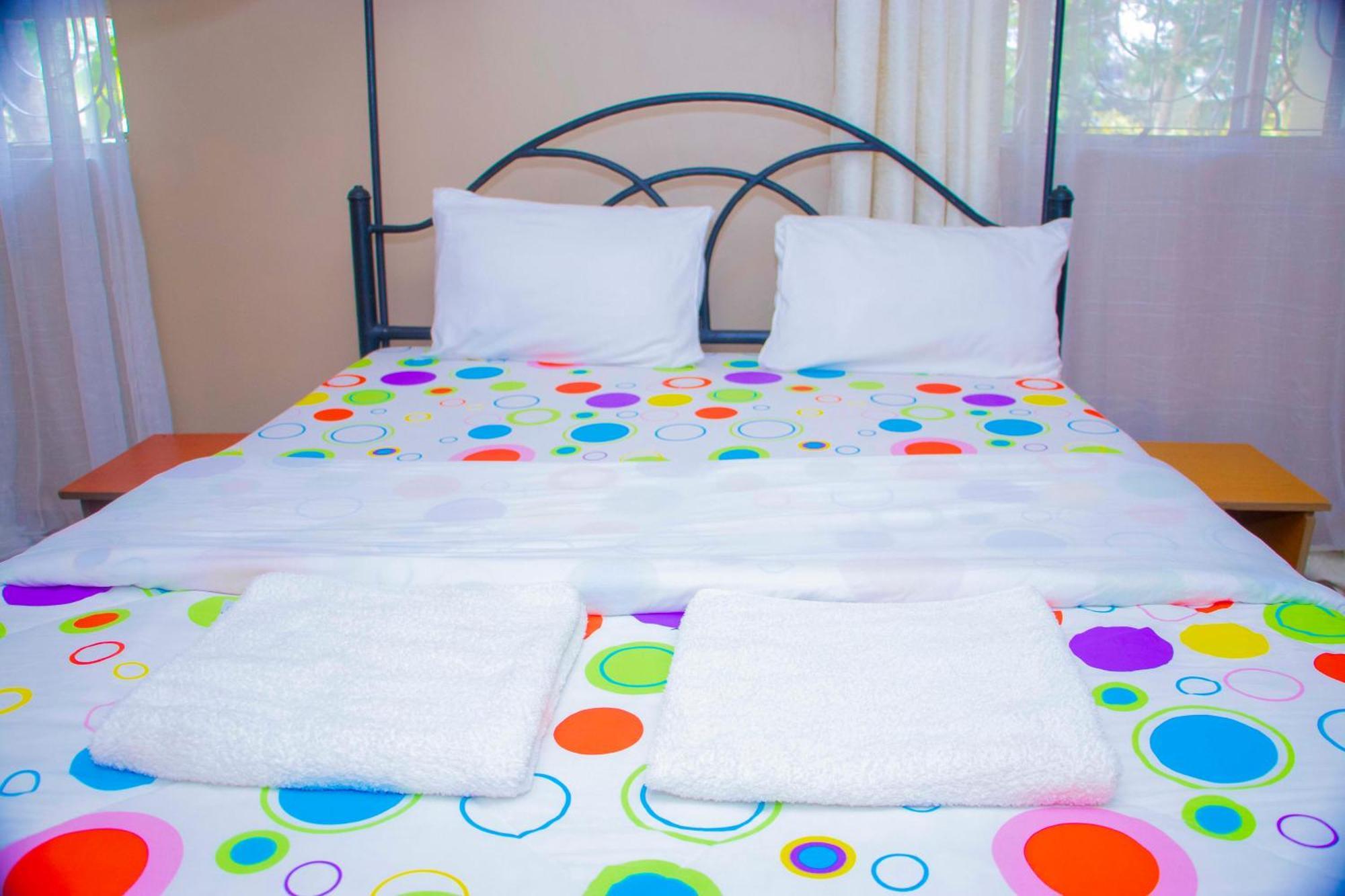 Shamba Hostel Usa River Экстерьер фото