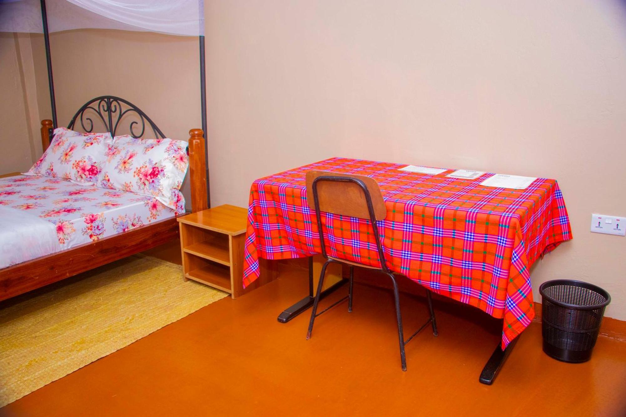 Shamba Hostel Usa River Экстерьер фото